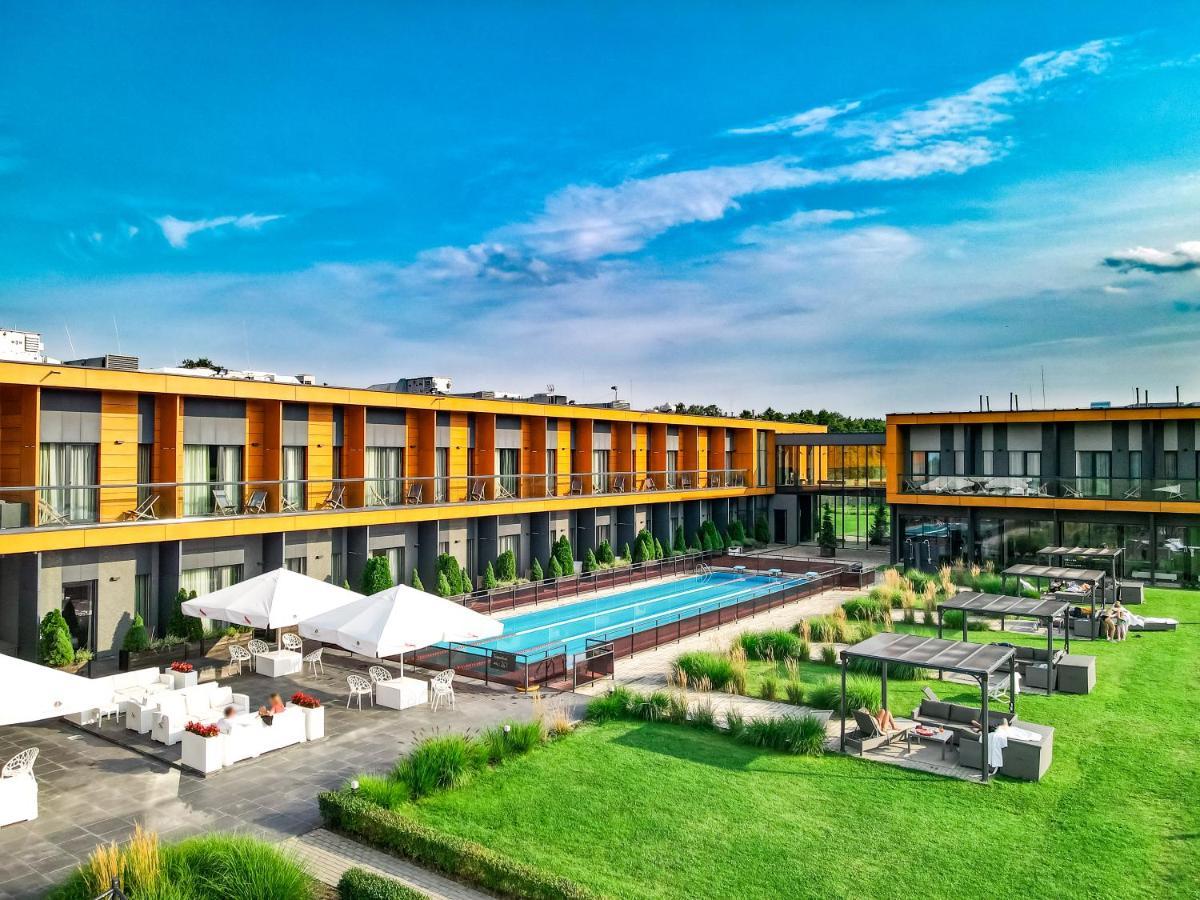 Hotel Bonifacio Spa&Sport Resort Sochocin 外观 照片